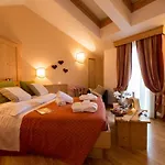 Garden Relais Hotel 3*