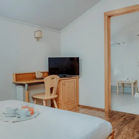 מלון Garden Relais